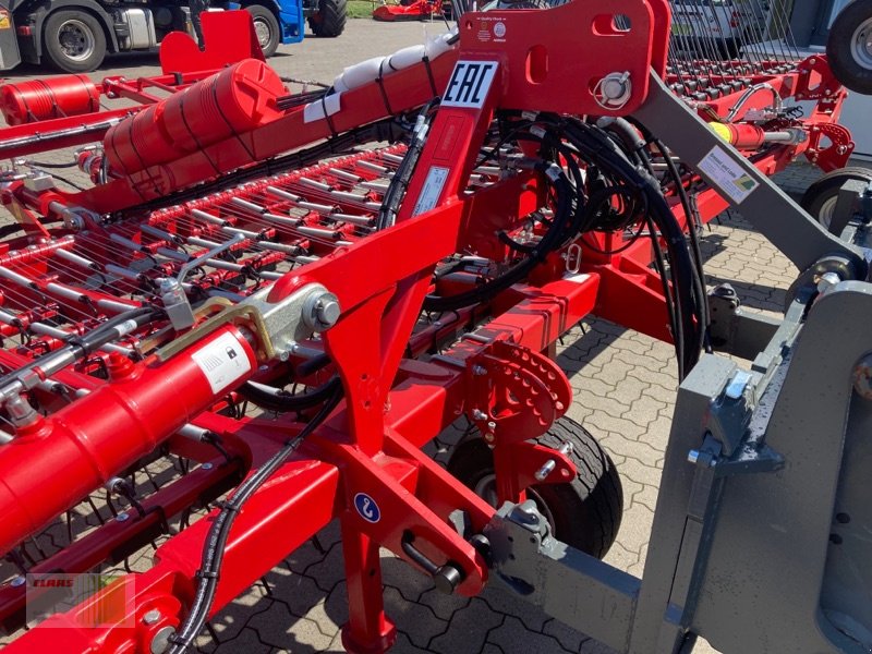 Striegel des Typs Horsch Cura 12 ST, Neumaschine in Alveslohe (Bild 8)