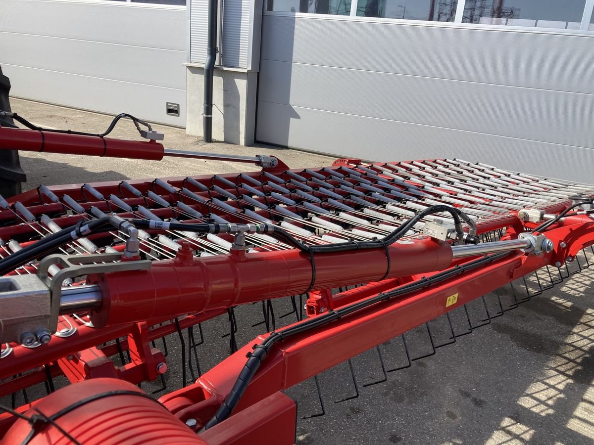 Striegel Türe ait Horsch Cura 9 ST, Vorführmaschine içinde Mistelbach (resim 12)