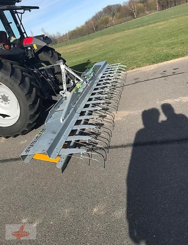 Striegel Türe ait Joskin BF R3S2 480, Neumaschine içinde Oederan (resim 5)