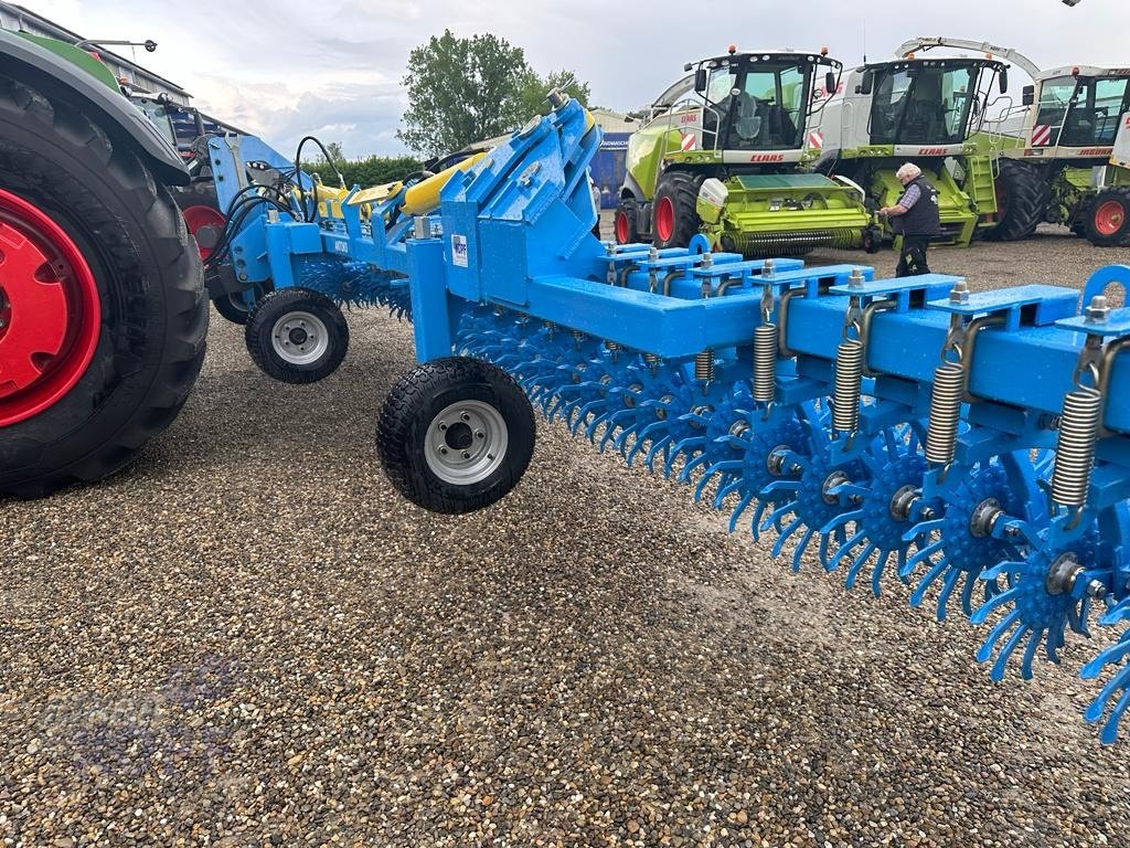 Striegel typu Kopf Rollhacke 15m Yetter hydraulisch klappbar, Gebrauchtmaschine w Schutterzell (Zdjęcie 2)