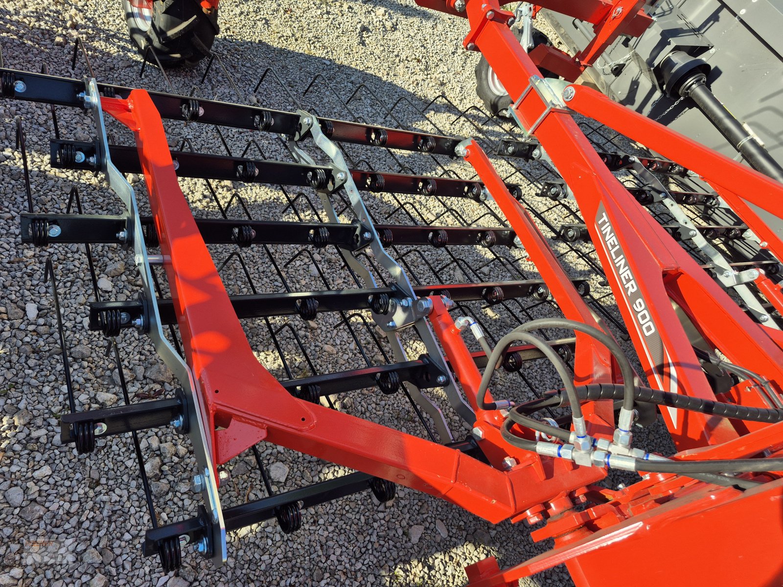 Striegel του τύπου Kuhn Tineliner 900, Neumaschine σε Pfoerring (Φωτογραφία 2)