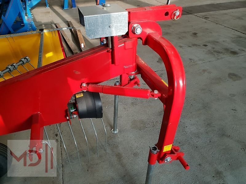 Striegel des Typs MD Landmaschinen JM Kreiselschwader 3,5 und 4,5m Schwader, Neumaschine in Zeven (Bild 11)