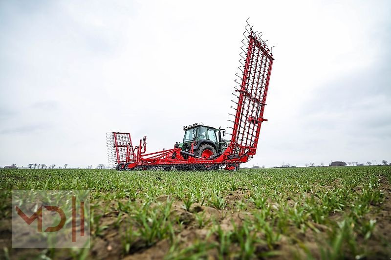 Striegel des Typs MD Landmaschinen KR Hackstriegel 9,0m / 12,0m / 15,0m, Neumaschine in Zeven (Bild 1)