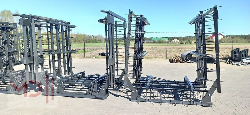 Striegel des Typs MD Landmaschinen MT Wiesenstriegel, Neumaschine in Zeven (Bild 1)