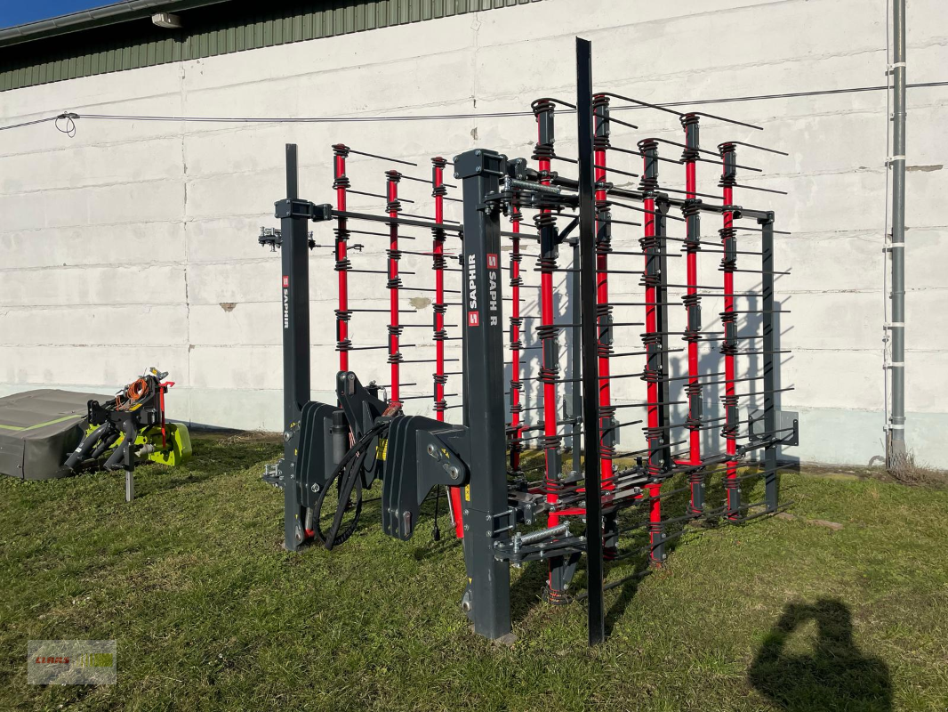 Striegel des Typs Saphir ClearStar 600, Neumaschine in Berßel (Bild 1)