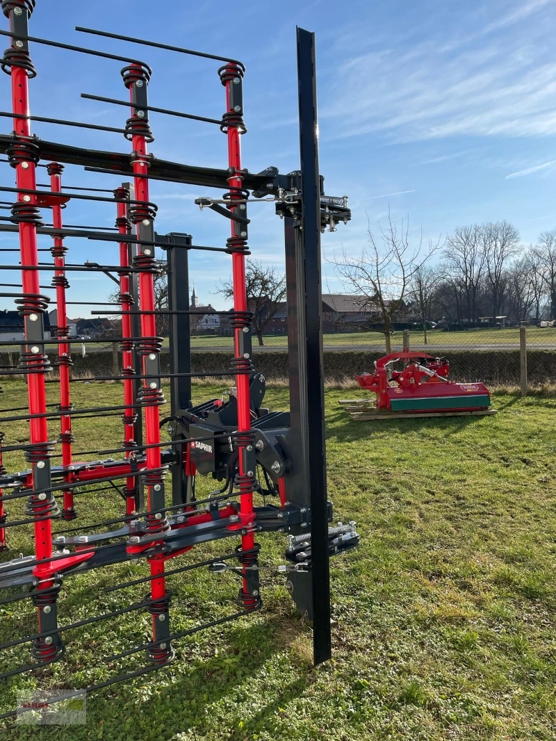 Striegel des Typs Saphir ClearStar 600, Neumaschine in Berßel (Bild 2)