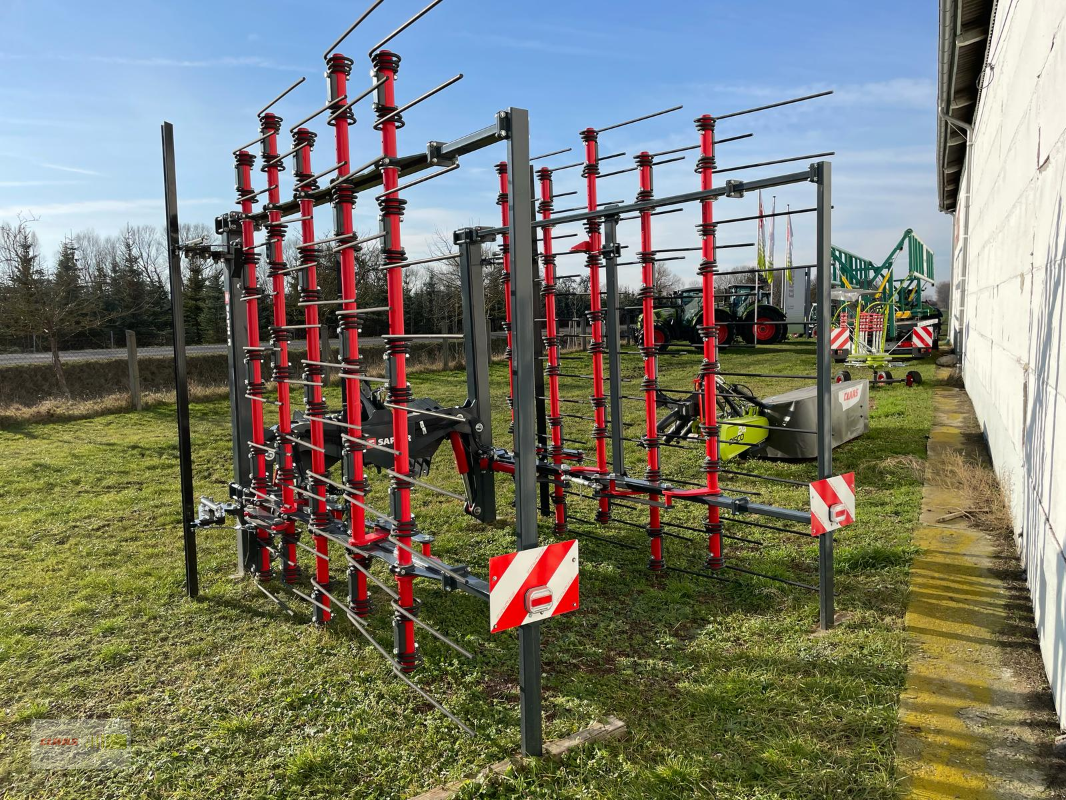 Striegel des Typs Saphir ClearStar 600, Neumaschine in Berßel (Bild 3)