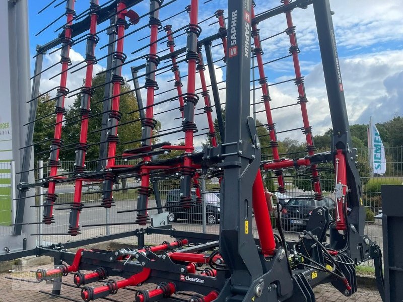 Striegel des Typs Saphir ClearStar 900 Strohstriegel, Neumaschine in Mühlengeez (Bild 1)