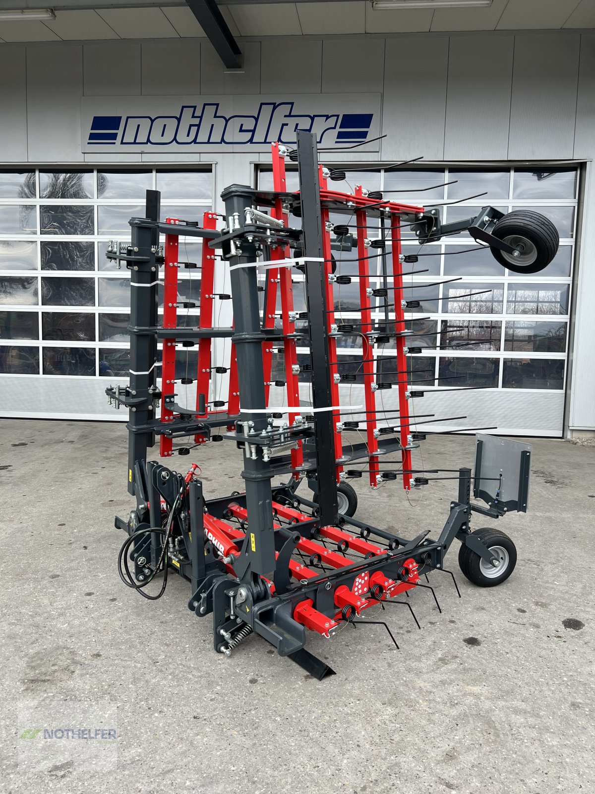 Striegel des Typs Saphir ES 600 V, Neumaschine in Pforzen (Bild 14)