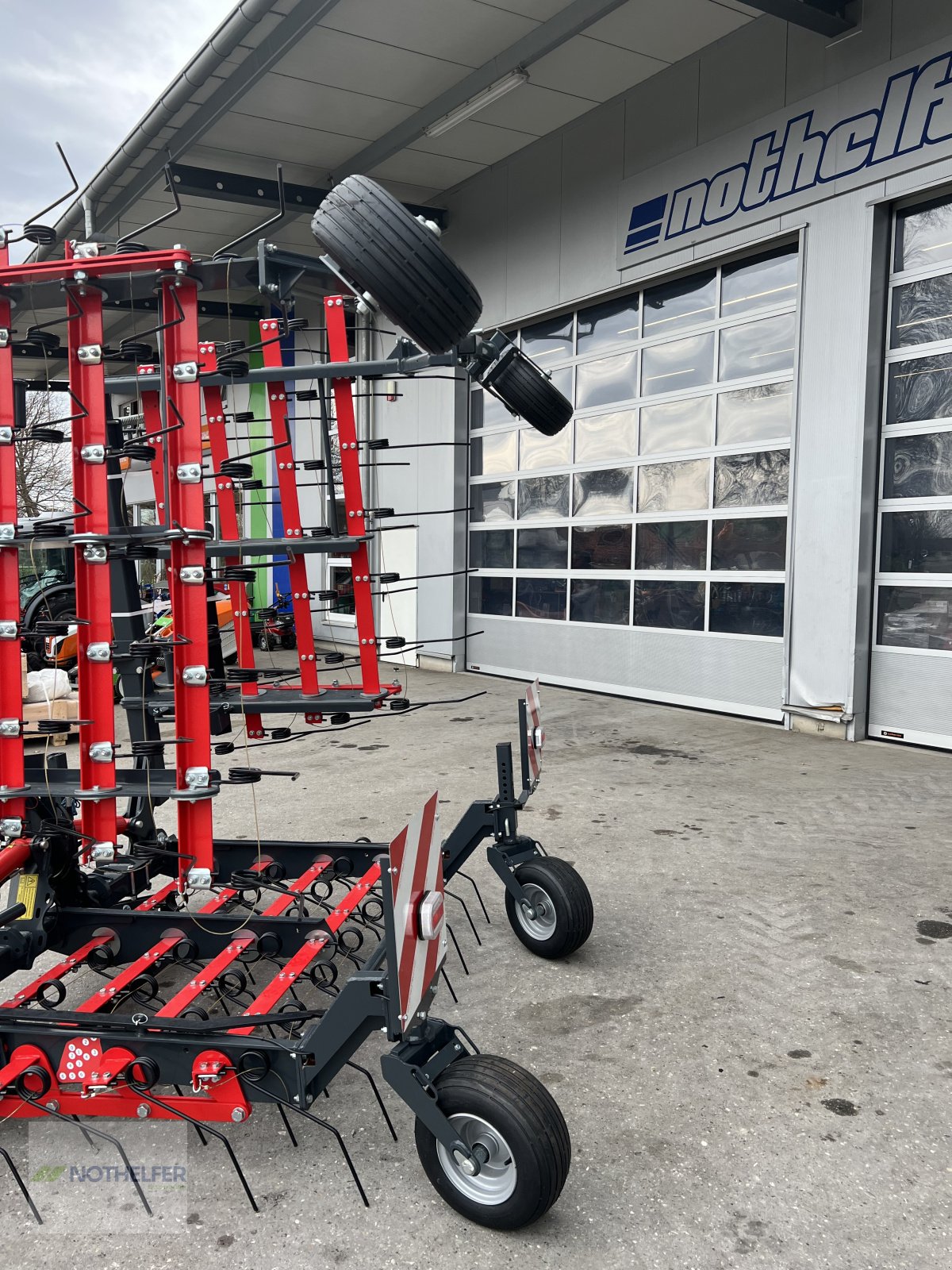 Striegel des Typs Saphir ES 600 V, Neumaschine in Pforzen (Bild 15)