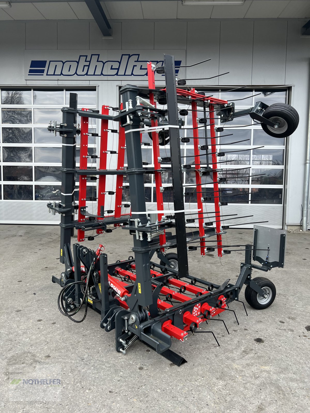 Striegel des Typs Saphir ES 600 V, Neumaschine in Pforzen (Bild 17)