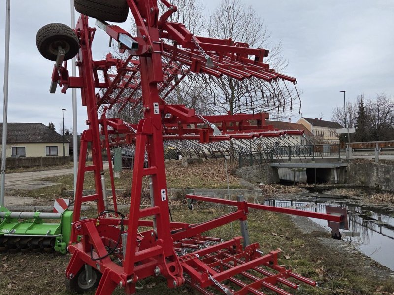 Striegel del tipo SMS Lanio 900, Gebrauchtmaschine In Harmannsdorf (Immagine 1)