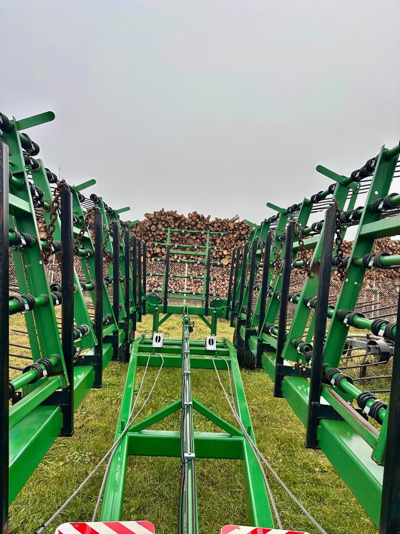 Striegel van het type Sonstige BT 18 - Strohstriegel, Gebrauchtmaschine in Liebenwalde (Foto 8)