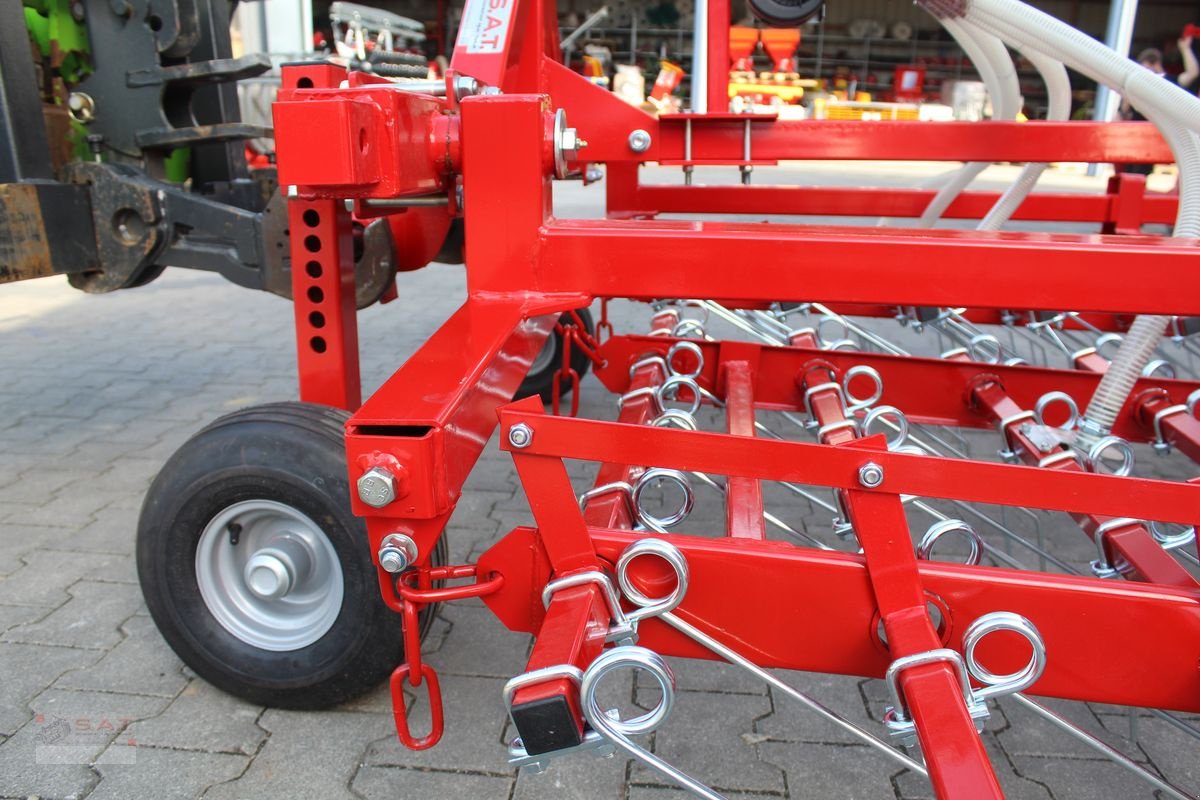 Striegel des Typs Sonstige SAT Wiesenstriegel+Nachsaattechnik, Neumaschine in Eberschwang (Bild 10)