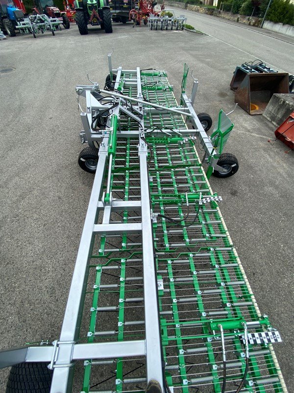 Striegel tipa Sonstige Sonstiges, Neumaschine u Courtedoux (Slika 2)