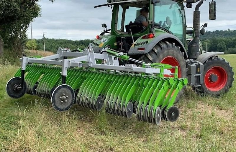 Striegel Türe ait Sonstige Unkrautmaschine Rollhacke Rollstriegel Striegel Hacke, Gebrauchtmaschine içinde Schmallenberg (resim 2)