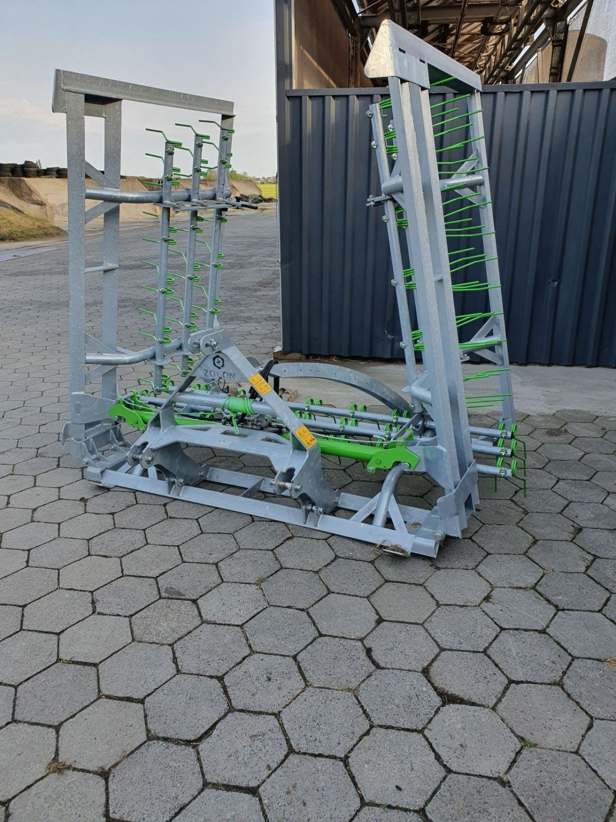 Striegel Türe ait Sonstige ZOCON G-06, Neumaschine içinde Molenaarsgraaf (resim 2)