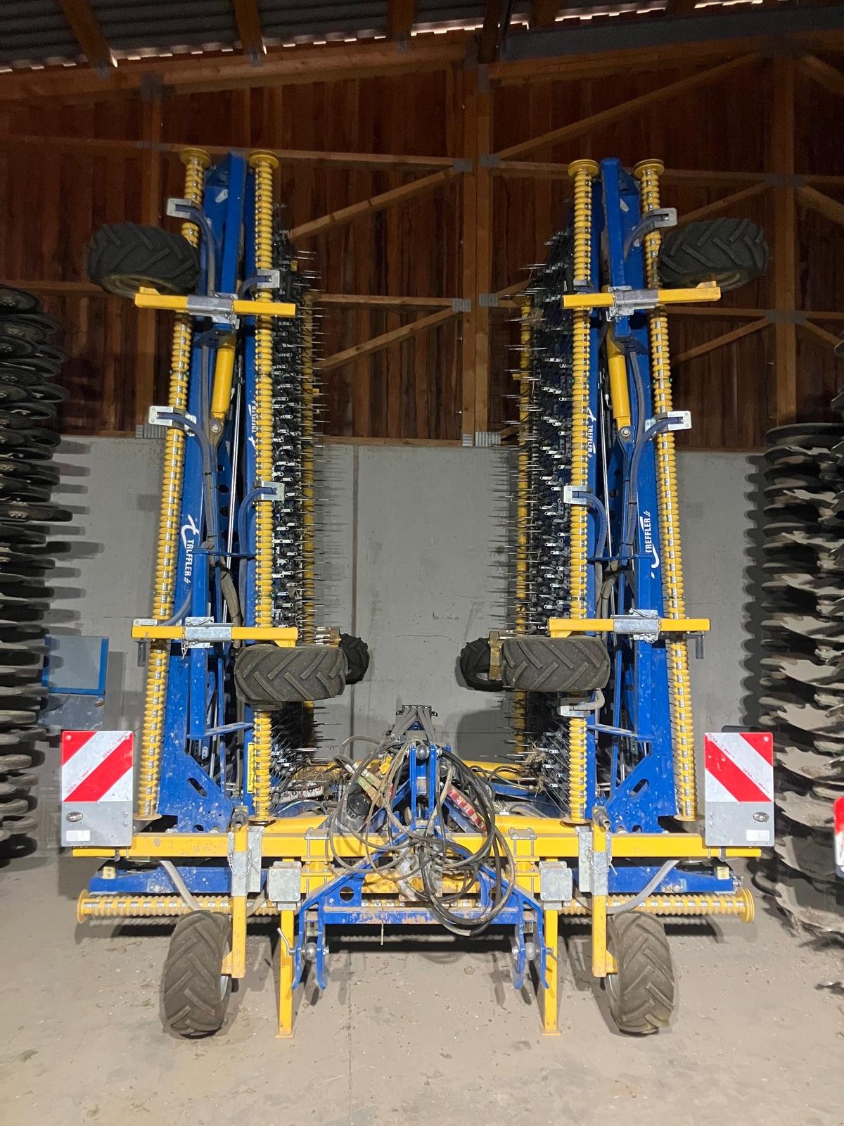 Striegel Türe ait Treffler TS 1520 HN, Gebrauchtmaschine içinde Attenhofen (resim 1)