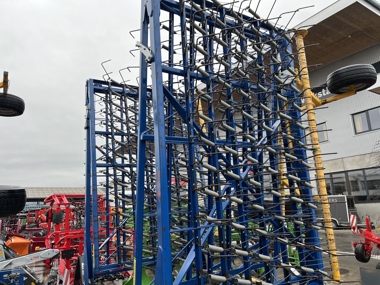 Striegel typu Treffler TS1220 Präzisions-Zinkenstriegel, Gebrauchtmaschine v Burgkirchen (Obrázek 6)