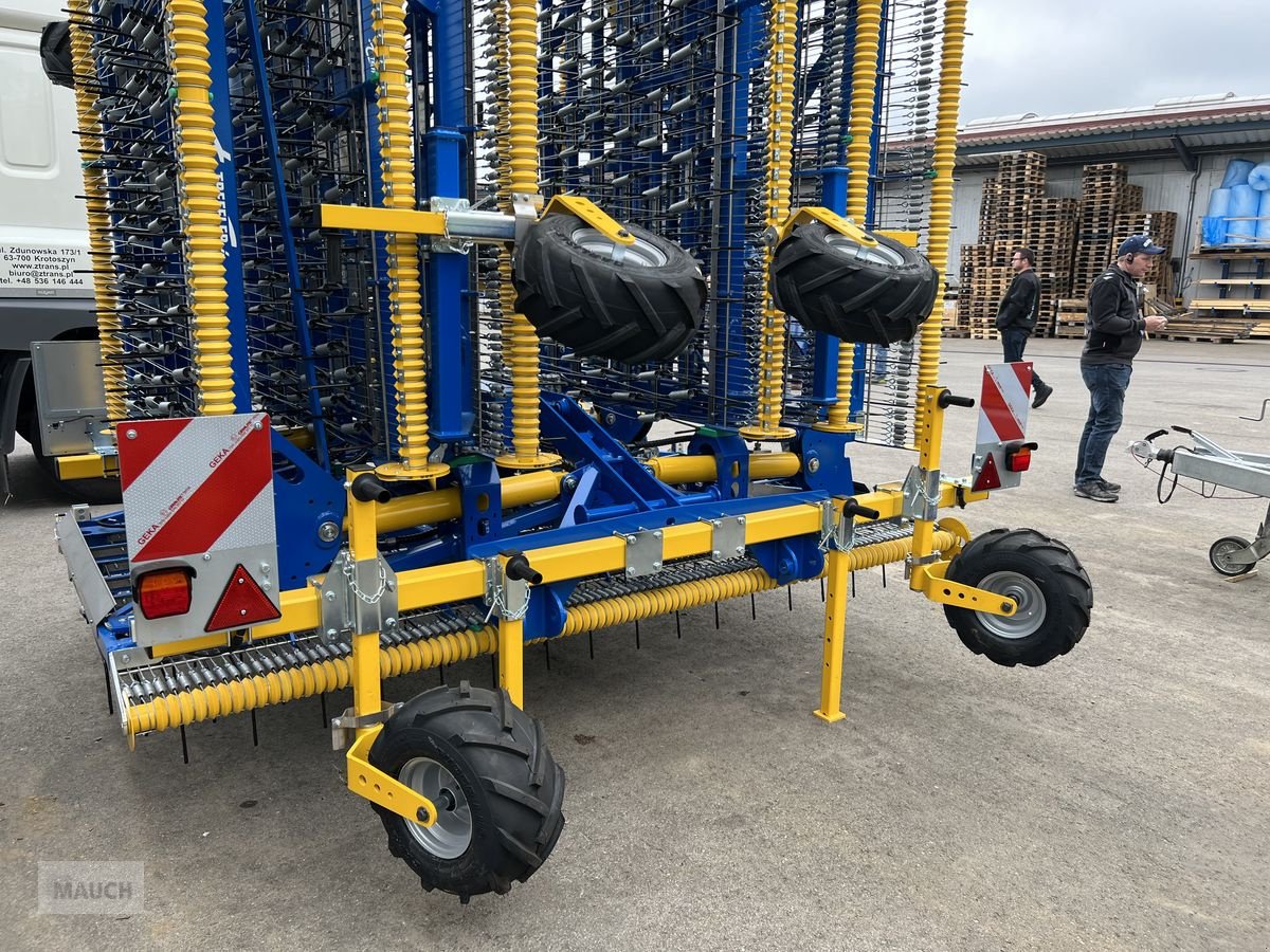 Striegel Türe ait Treffler TS1820 D7 Präzisions-Zinkenstriegel, Neumaschine içinde Burgkirchen (resim 17)