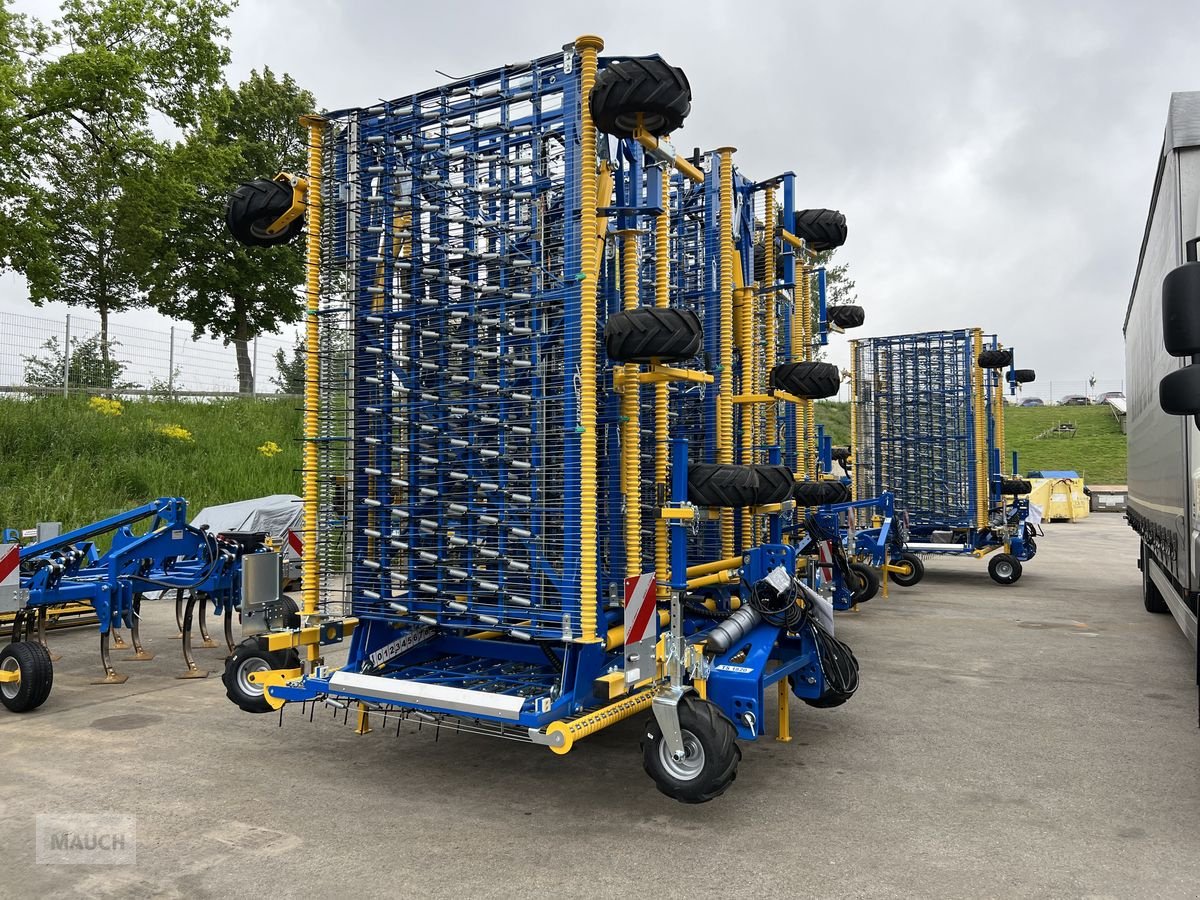 Striegel Türe ait Treffler TS1820 D7 Präzisions-Zinkenstriegel, Neumaschine içinde Burgkirchen (resim 10)