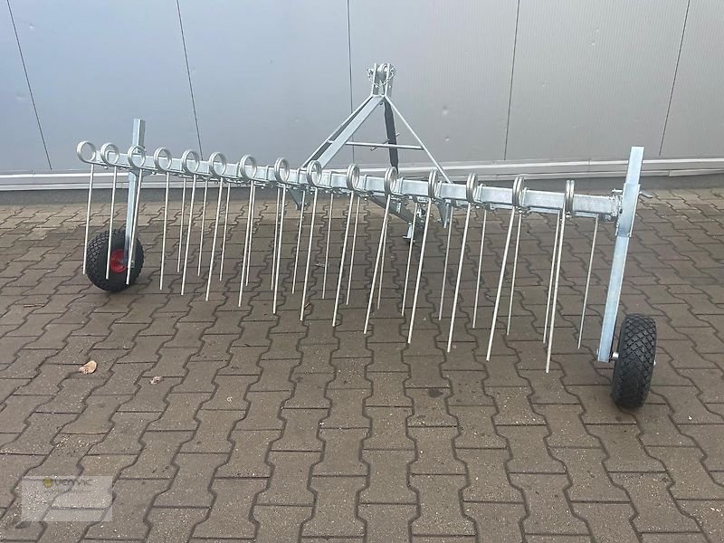 Striegel des Typs Vemac ATV Striegel 160cm Wiesenstriegel Rasenstriegel Quad PKW Traktor, Neumaschine in Sülzetal OT Osterweddingen (Bild 5)