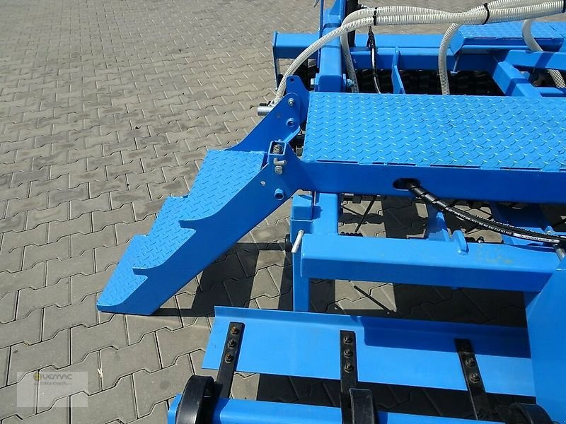 Striegel des Typs Vemac Wiesenstriegel 3m 300cm APV Streuer Grünlandstriegel Striegel NEU, Neumaschine in Sülzetal OT Osterweddingen (Bild 17)