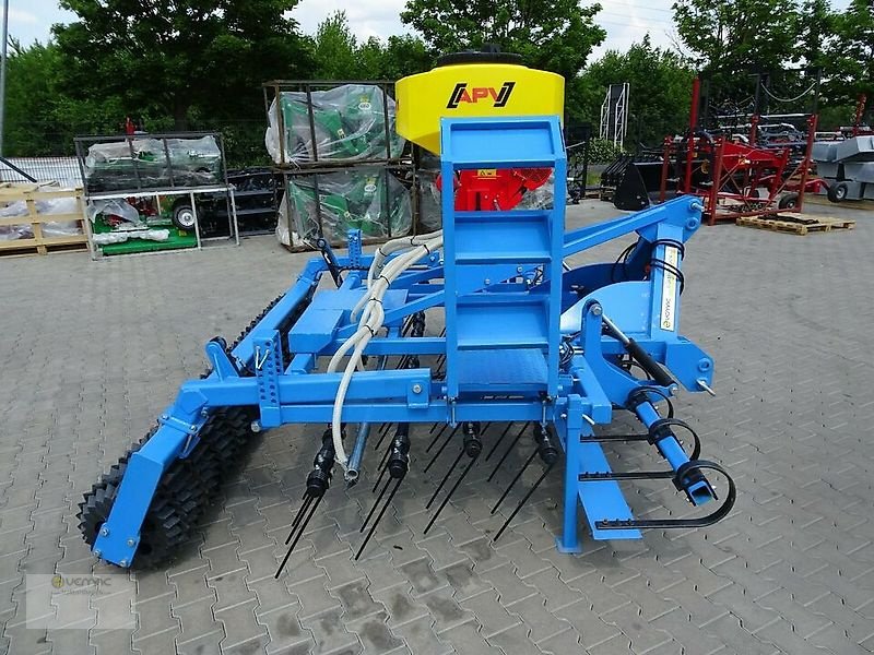 Striegel des Typs Vemac Wiesenstriegel 3m 300cm APV Streuer Grünlandstriegel Striegel NEU, Neumaschine in Sülzetal OT Osterweddingen (Bild 4)