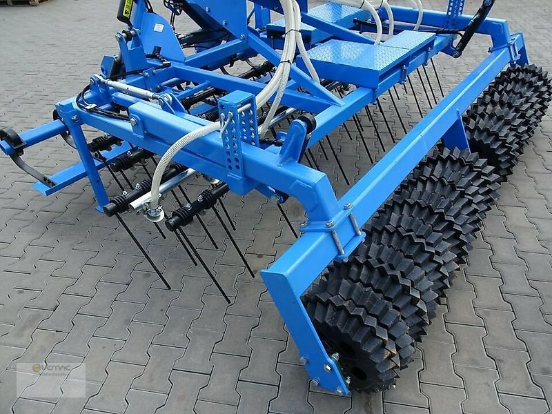 Striegel des Typs Vemac Wiesenstriegel 3m 300cm APV Streuer Grünlandstriegel Striegel NEU, Neumaschine in Sülzetal OT Osterweddingen (Bild 10)