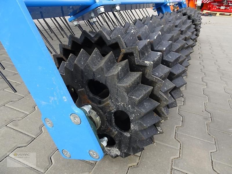 Striegel des Typs Vemac Wiesenstriegel 3m 300cm Grünlandstriegel Striegel Nachsaat NEU, Neumaschine in Sülzetal OT Osterweddingen (Bild 11)