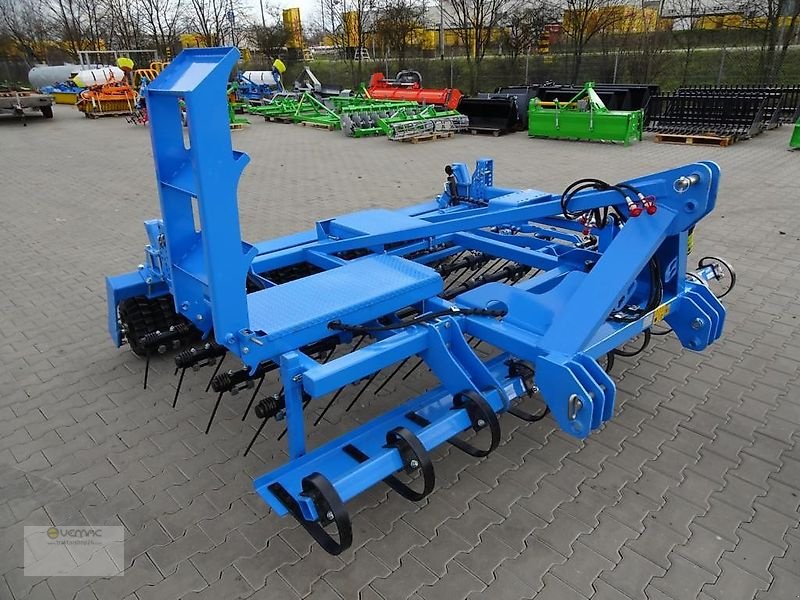 Striegel des Typs Vemac Wiesenstriegel 3m 300cm Grünlandstriegel Striegel Nachsaat NEU, Neumaschine in Sülzetal OT Osterweddingen (Bild 2)