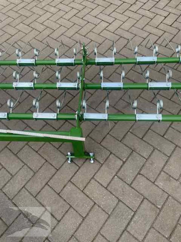 Striegel des Typs VORATECK Striegelnachrüstsatz für Wieseneggen 6m, Neumaschine in Südheide (Bild 5)