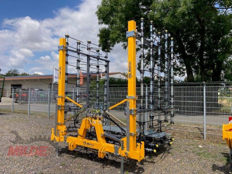 Striegel του τύπου Wallner WSM 900, Neumaschine σε Elsteraue-Bornitz (Φωτογραφία 1)