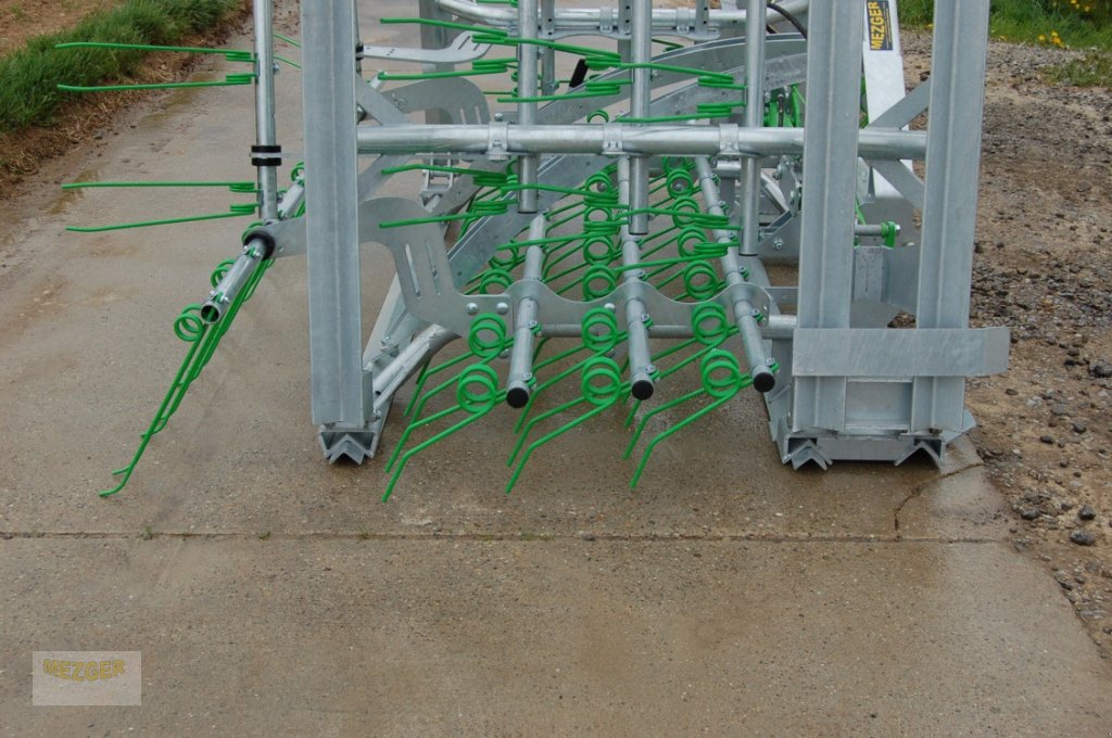 Striegel des Typs Zocon Greenkeeper 6 m, Wiesenstriegel, Grünlandstriegel, Neumaschine in Ditzingen (Bild 4)
