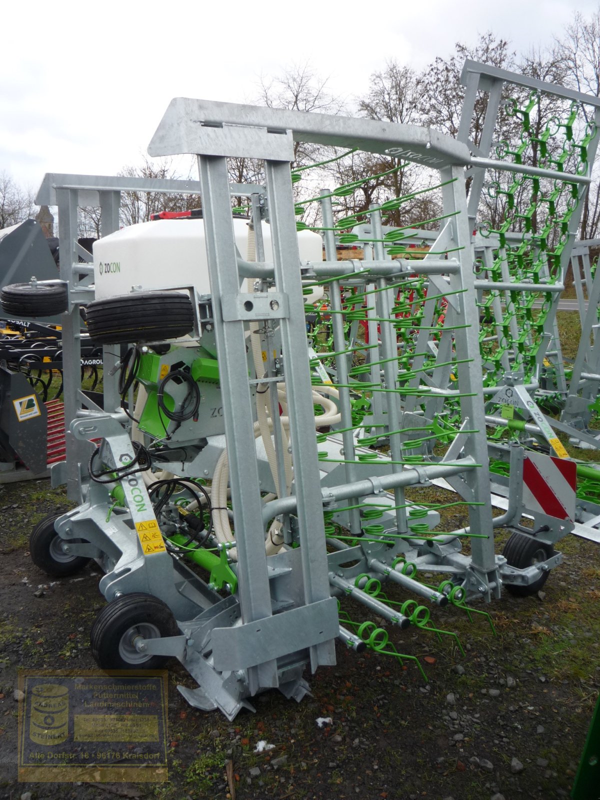 Striegel del tipo Zocon Unkraustriegel, Grünlandstriegel Greenkeeper 6, Neumaschine en Pfarrweisach (Imagen 15)