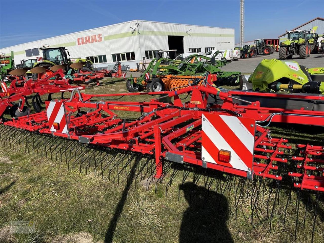 Striegeltechnik & Hacktechnik des Typs Einböck Aerostar 900 S, Neumaschine in Schora (Bild 1)