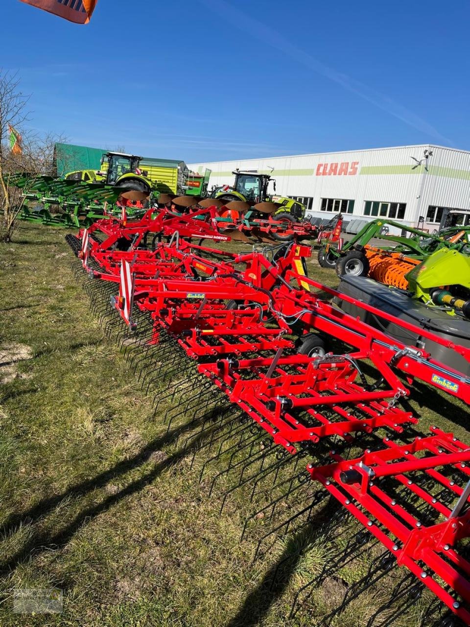 Striegeltechnik & Hacktechnik des Typs Einböck Aerostar 900 S, Neumaschine in Schora (Bild 4)