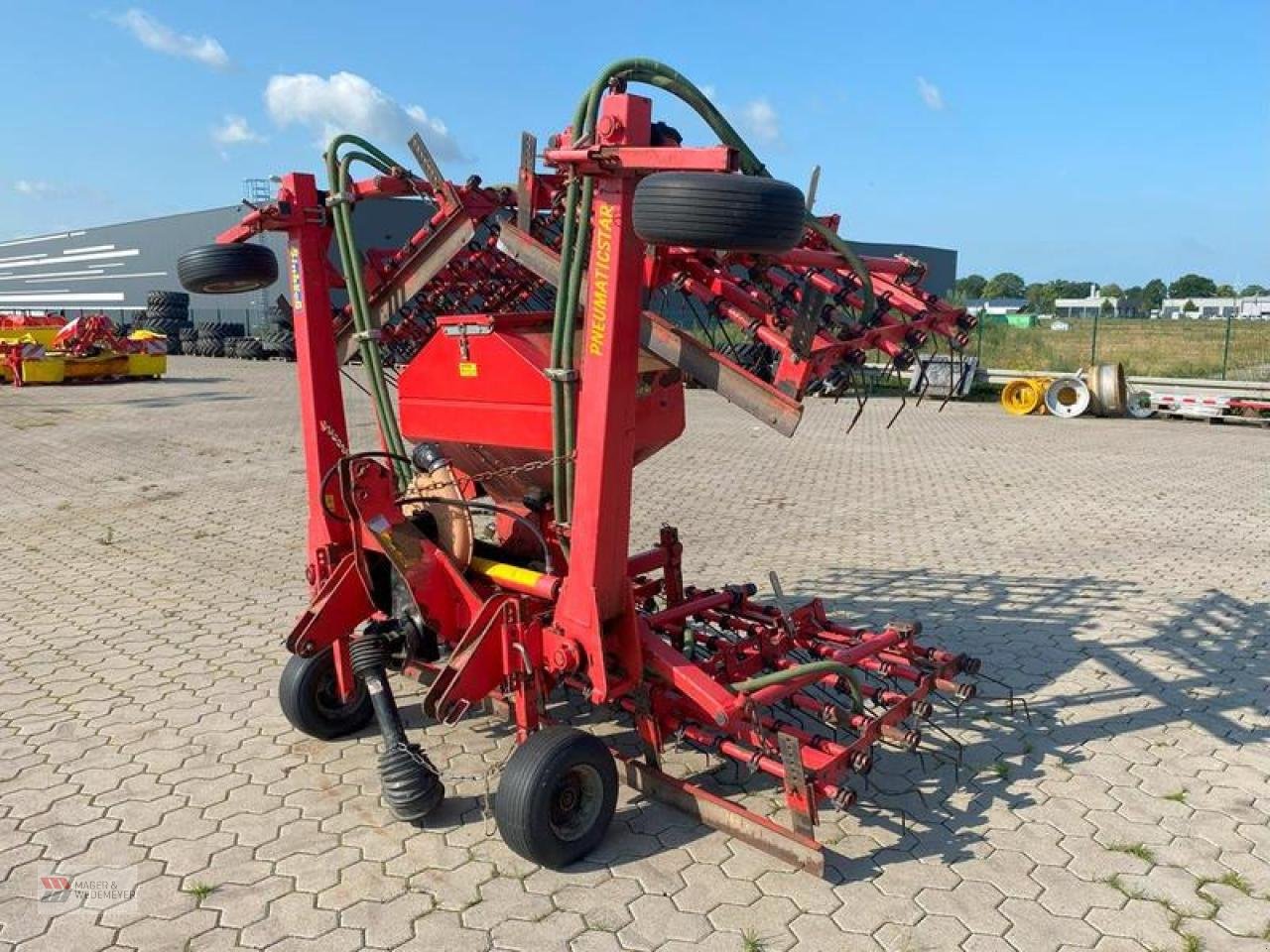 Striegeltechnik & Hacktechnik типа Einböck PNEUMATICSTAR 600 GRÜNLANDSTRIEGEL, Gebrauchtmaschine в Oyten (Фотография 4)