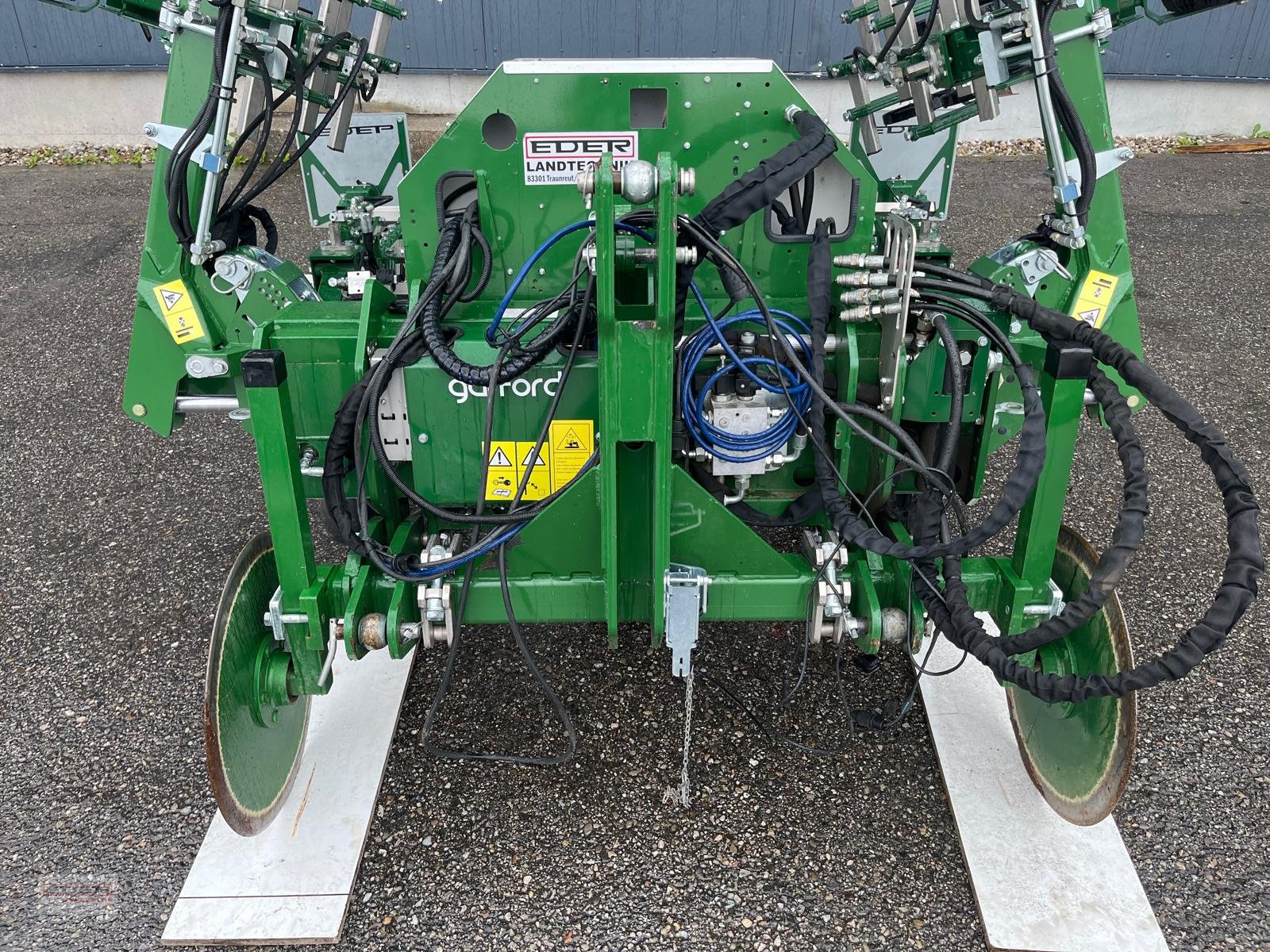 Striegeltechnik & Hacktechnik del tipo Garford RoboCrop InterRow 8 reihig, Gebrauchtmaschine In Tuntenhausen (Immagine 4)