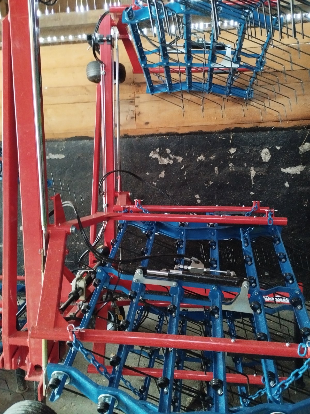 Striegeltechnik & Hacktechnik of the type Hatzenbichler 9 m, Neumaschine in Niedertaufkirchen (Picture 3)