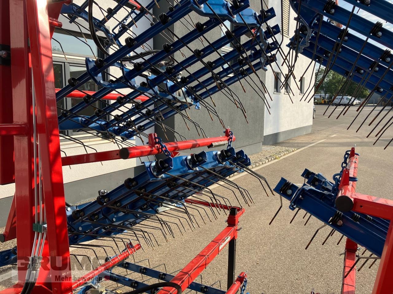 Striegeltechnik & Hacktechnik typu Hatzenbichler Federzahnhackegge Striegel 12 m, Gebrauchtmaschine w Friedberg-Derching (Zdjęcie 8)