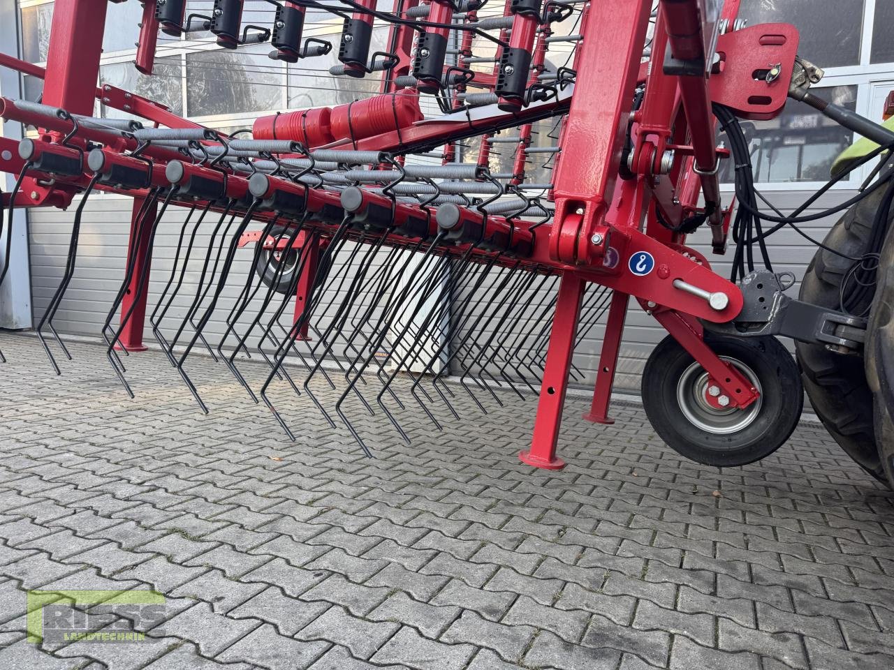 Striegeltechnik & Hacktechnik des Typs Horsch CURA 6 ST, Neumaschine in Homberg/Ohm - Maulbach (Bild 12)