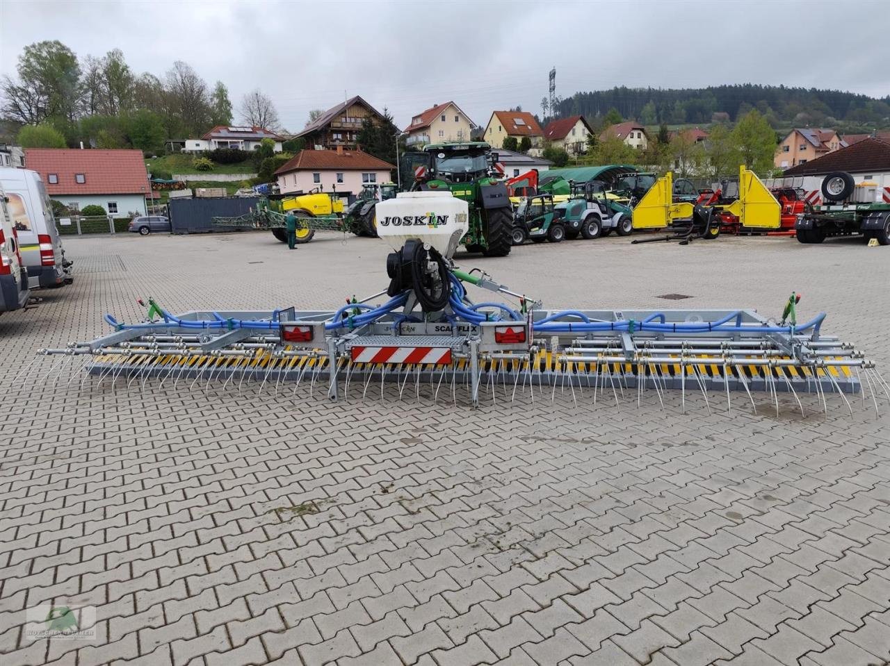 Striegeltechnik & Hacktechnik des Typs Joskin SCARIFLEX 720 R5S3 mit Sämaschine, Neumaschine in Wasungen (Bild 5)
