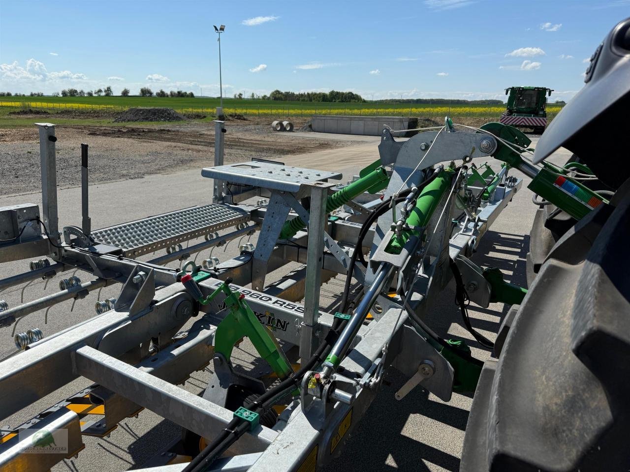 Striegeltechnik & Hacktechnik des Typs Joskin SCARIFLEX 960 R5S3 o. Sämaschine, Neumaschine in Hofheim (Bild 11)