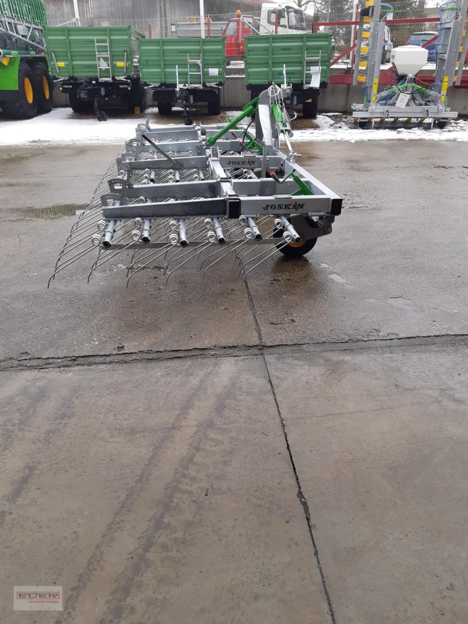 Striegeltechnik & Hacktechnik a típus Joskin Scariflex R6S6 600, Neumaschine ekkor: Luizhausen-Lonsee (Kép 9)