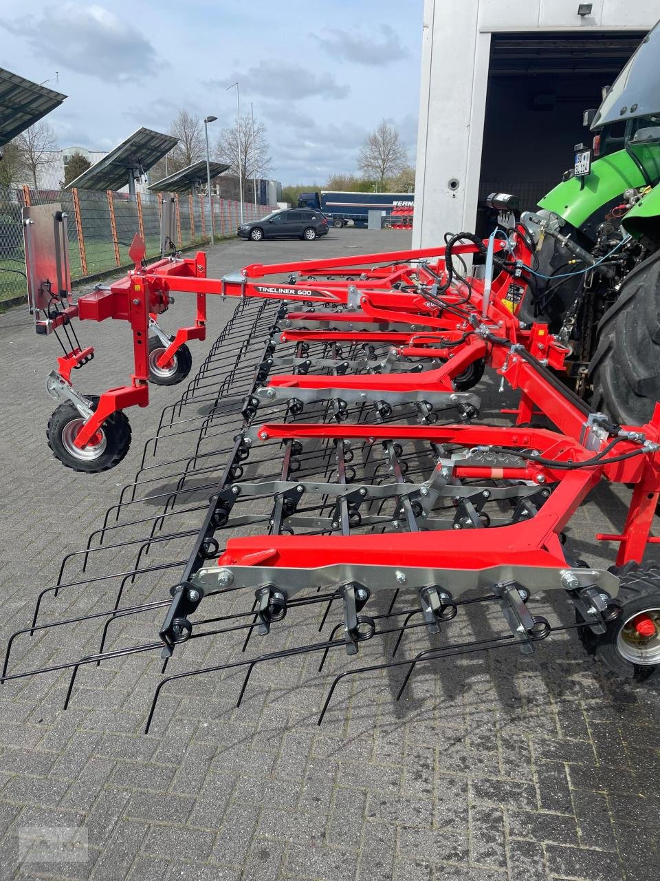 Striegeltechnik & Hacktechnik типа Kuhn Tineliner 600, Neumaschine в Eslohe–Bremke (Фотография 5)