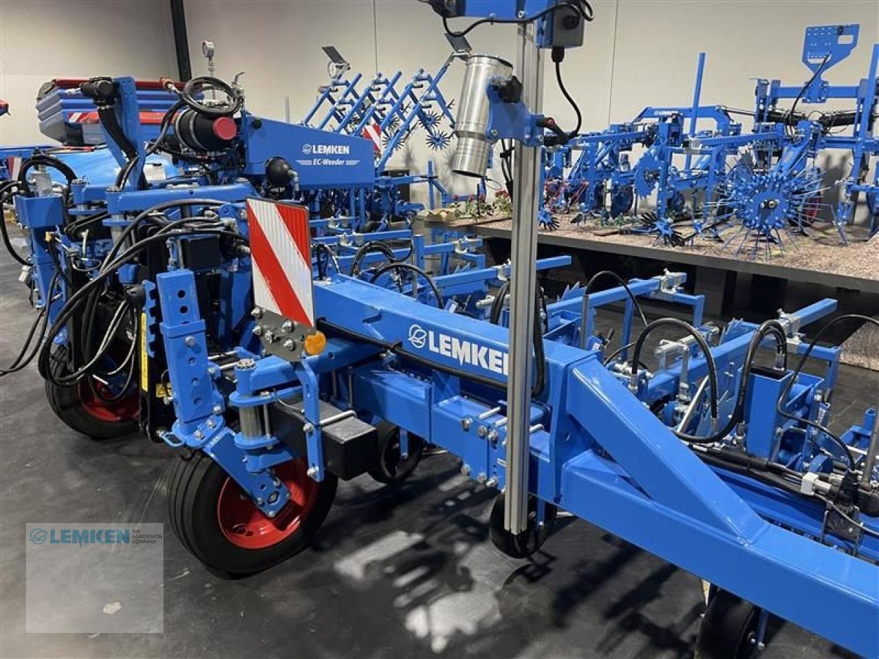 Striegeltechnik & Hacktechnik of the type Lemken Hackmaschine mit integr. Lenkrahmen EC-Weeder 8 V (8x75 cm) (Agritechnica Special-Sale), Gebrauchtmaschine in Alpen (Picture 2)