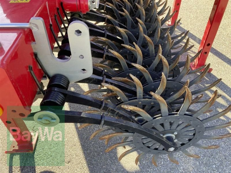 Striegeltechnik & Hacktechnik des Typs Pöttinger ROTOCARE V 8000 ROLLHACKE, Vorführmaschine in Ditzingen - Heimerdingen (Bild 10)