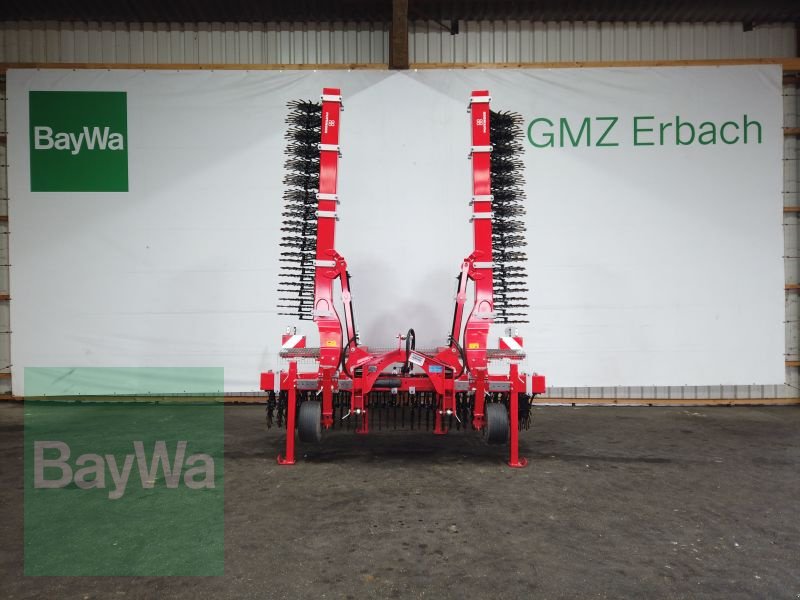 Striegeltechnik & Hacktechnik van het type Pöttinger ROTOCARE V 8000 ROLLHACKE, Vorführmaschine in Erbach (Foto 12)