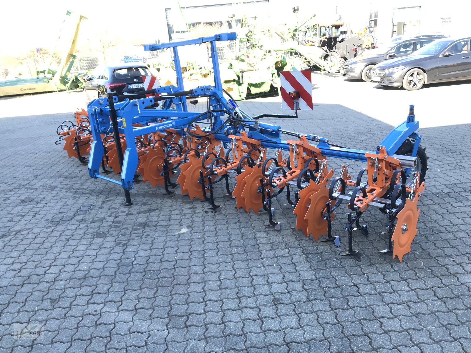 Striegeltechnik & Hacktechnik des Typs Schmotzer KPP-FH-6-75, Neumaschine in Vöhringen (Bild 5)